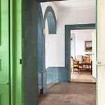 아파트 Chateau-studio Bleu By Interhome *